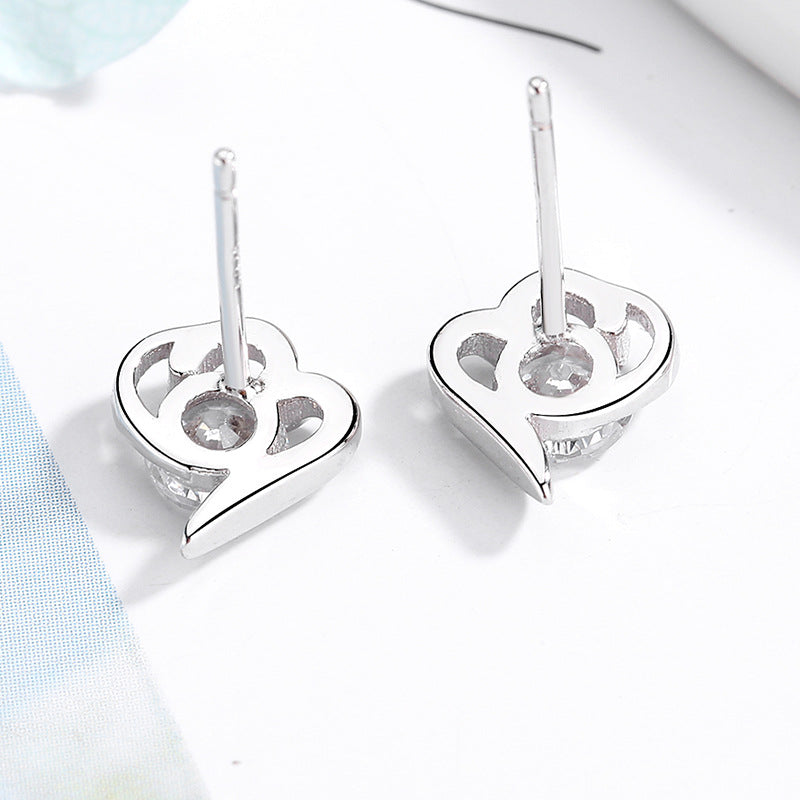 Women’s stud earrings with stylish heart design and sparkling crystals Hapa Style