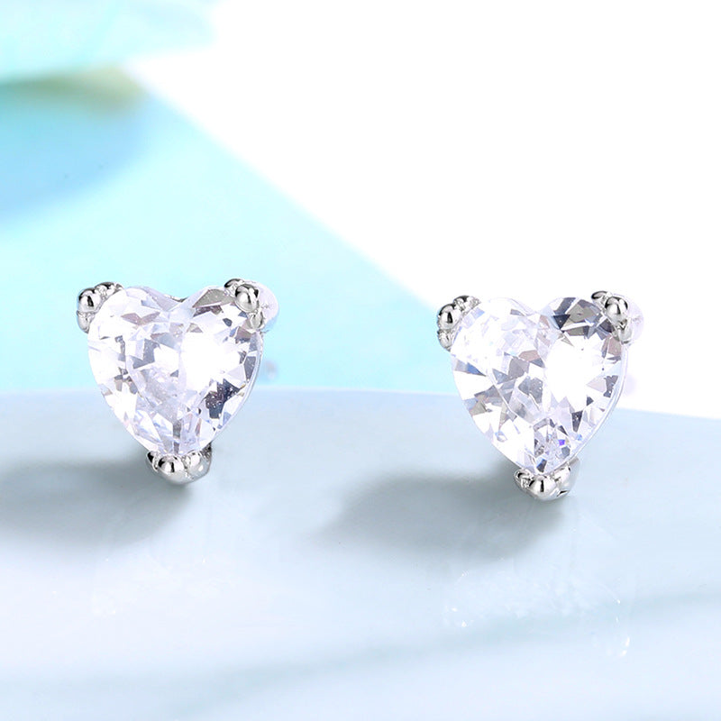 Women's earrings with sparkling heart accents made of high-quality stainless steel Hapa Style