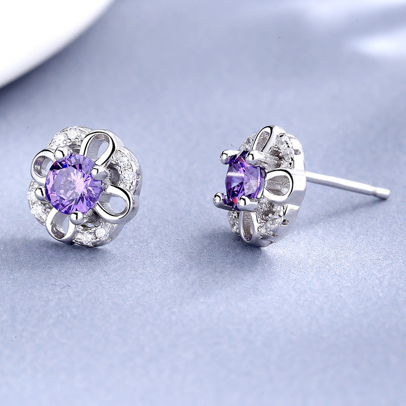 Women's stud earrings with delicate flower design and sparkling crystals Hapa Style