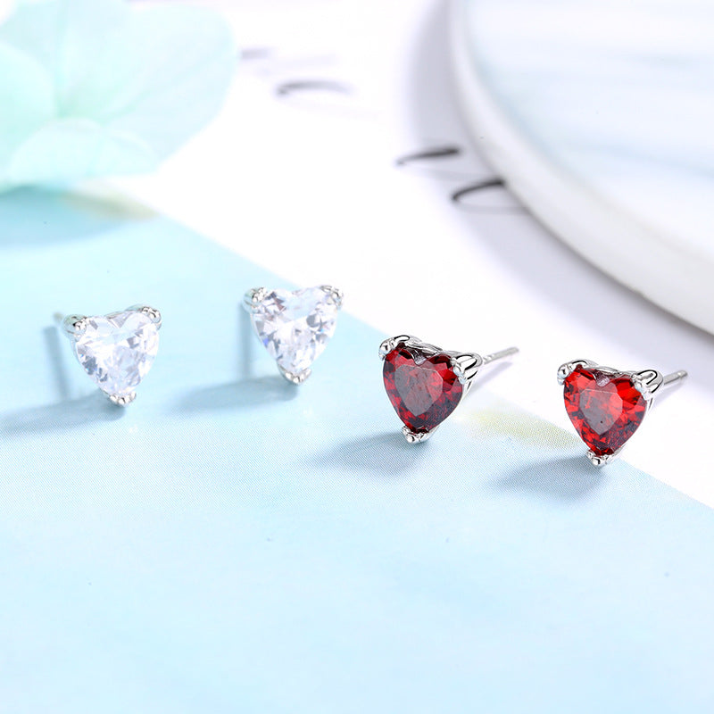 Women's earrings with sparkling heart accents made of high-quality stainless steel Hapa Style