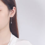 Women’s earrings with sparkling snowflake pendant and chain embellishment Hapa Style