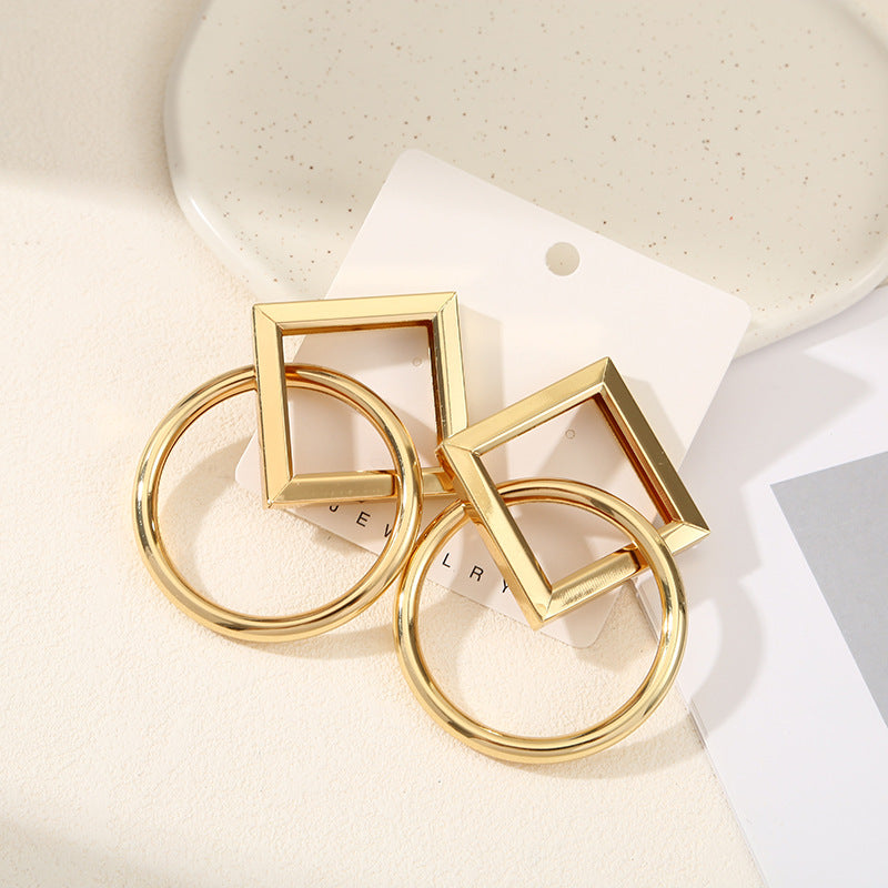 Women's Hanging Earrings with Square Design and Glossy Surface Hapa Style