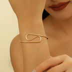 Women's cuff in modern wave pattern Hapa Style