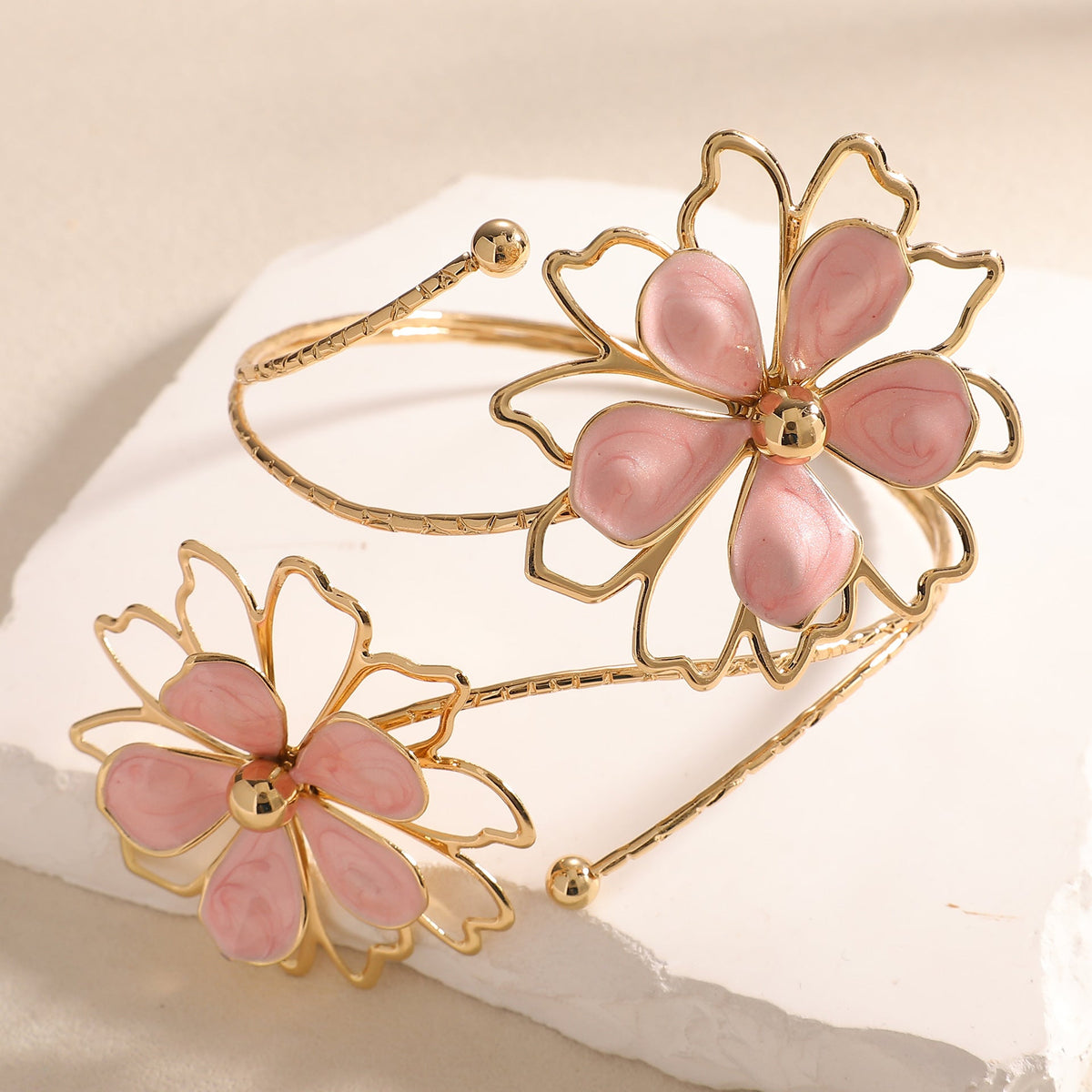 Ladies bracelet with artistic flower design Hapa Style