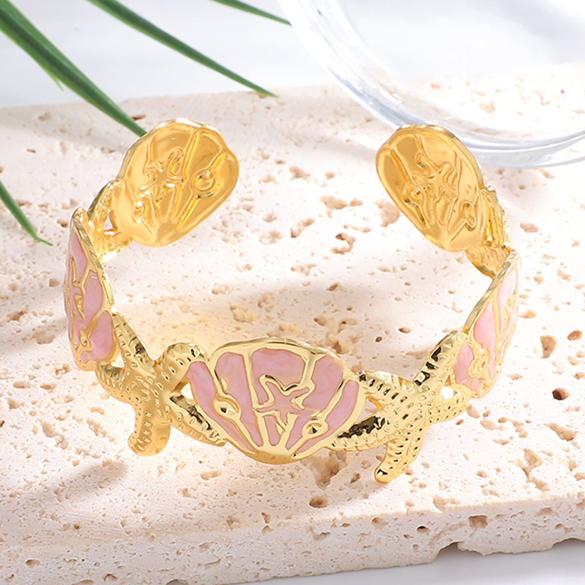 Ladies Elegant Wave-Shaped Bracelets Hapa Style