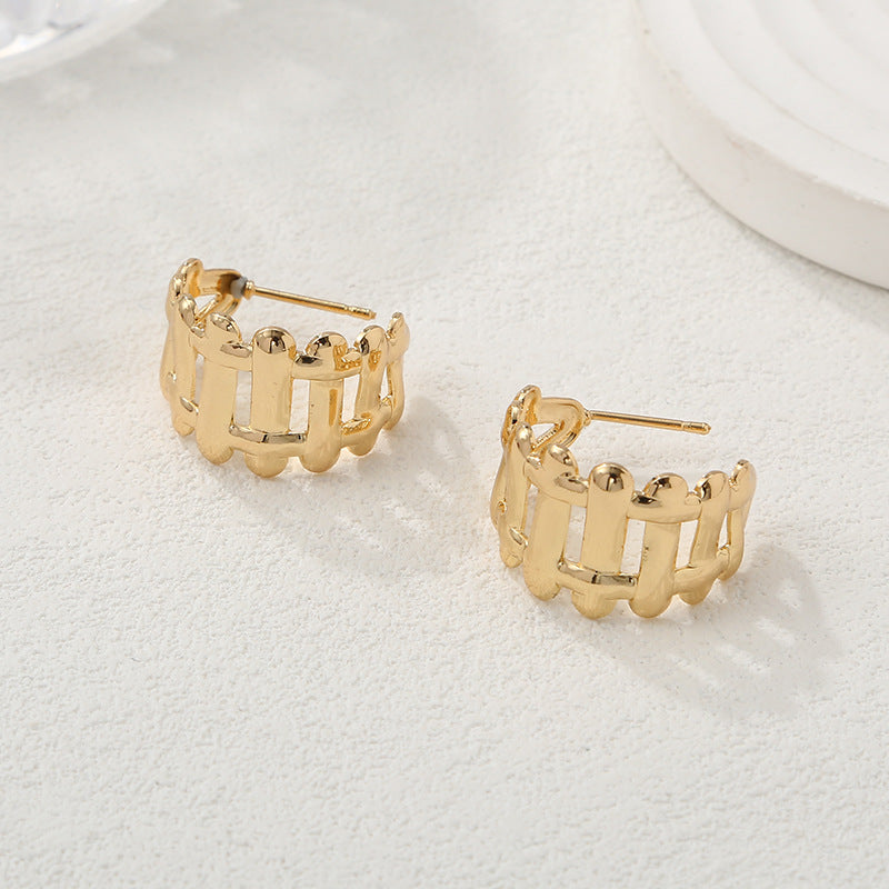 Women's Hanging Earrings with Floral Elements and Elegant Design Hapa Style