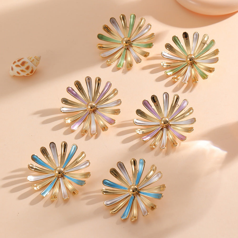 Women’s Flower Earrings in Modern 3D Design Hapa Style
