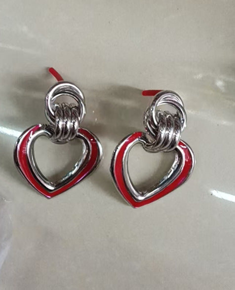 Women’s earrings in modern heart design Hapa Style