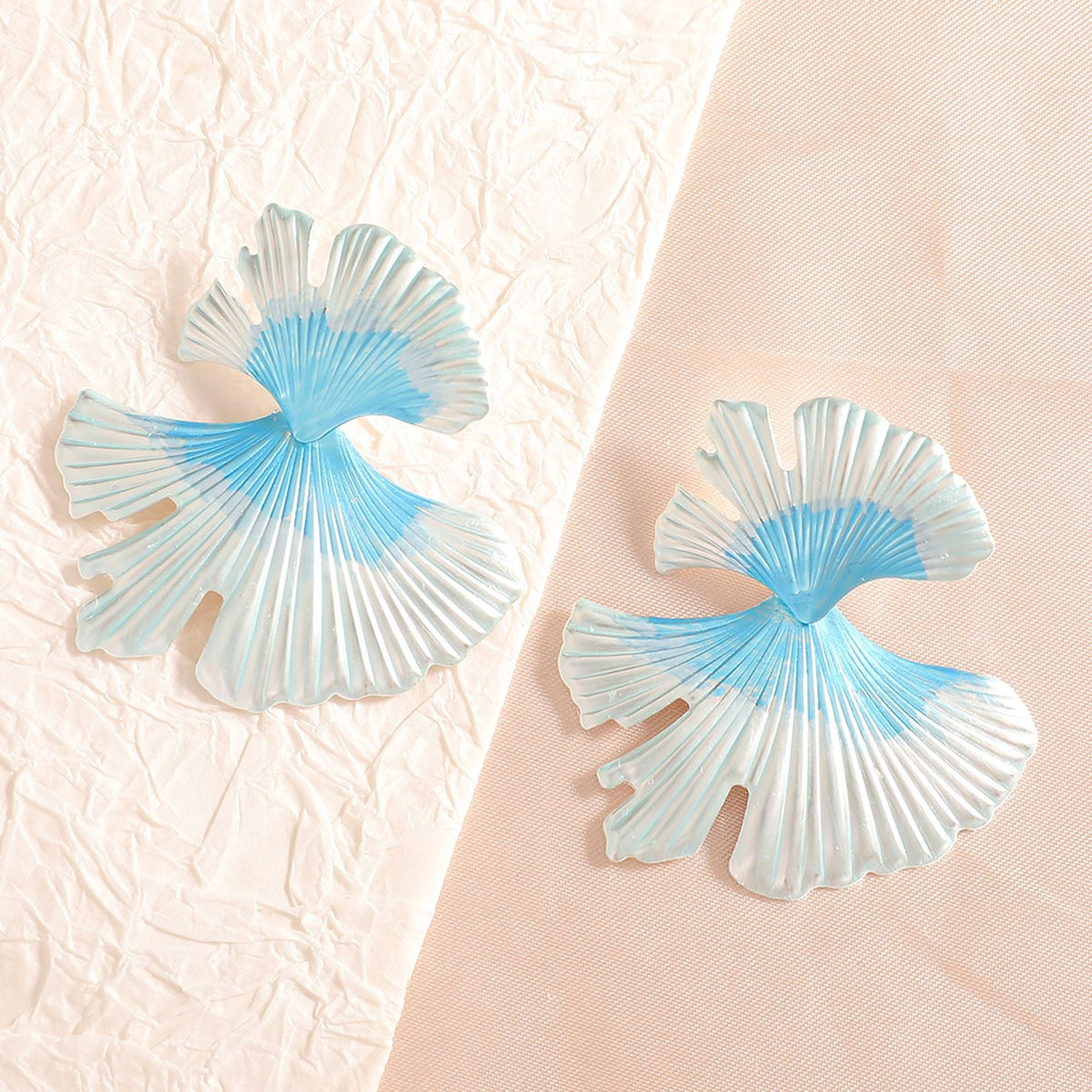 Women's hair accessories with elegant leaf design Hapa Style