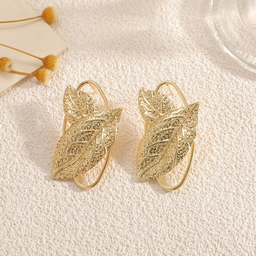 Women’s bracelet with elaborate leaf design Hapa Style