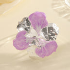 Women's flower-shaped ring made of shiny metal and high-quality epoxy resin Hapa Style