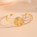 Women's bracelet with intricate bow design Hapa Style