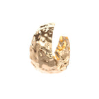 Women's bangles made of high-quality metal with an elegant wave pattern Hapa Style