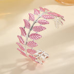Ladies bracelet in elegant leaf design Hapa Style