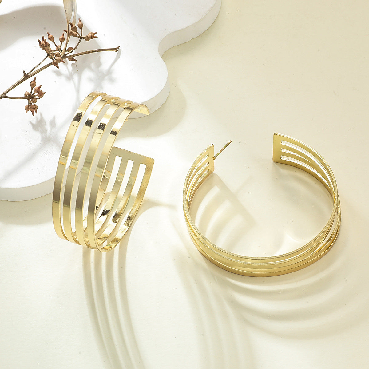 Women's Hanging Earrings in Elegant Wave Pattern Hapa Style