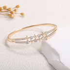 Women's bangle with elegant infinity pattern and sparkling zirconia Hapa Style