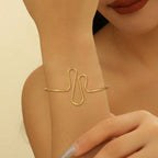 Women's cuff in modern wave pattern Hapa Style