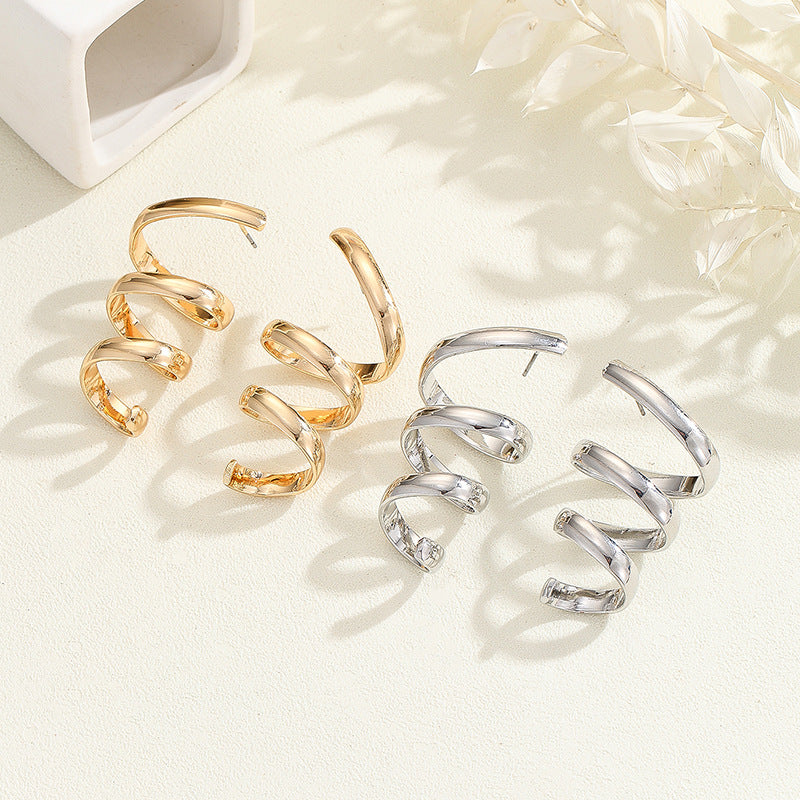 Women's Hanging Earrings with Elegant, Curved Design Hapa Style