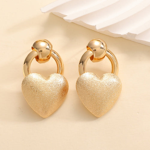 Ladies earrings in elegant heart design Hapa Style
