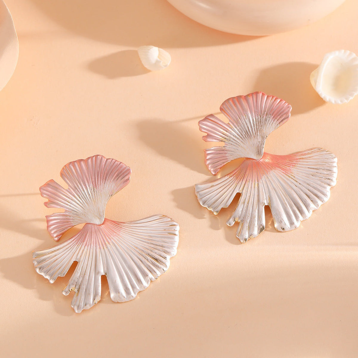 Women's hair accessories with elegant leaf design Hapa Style