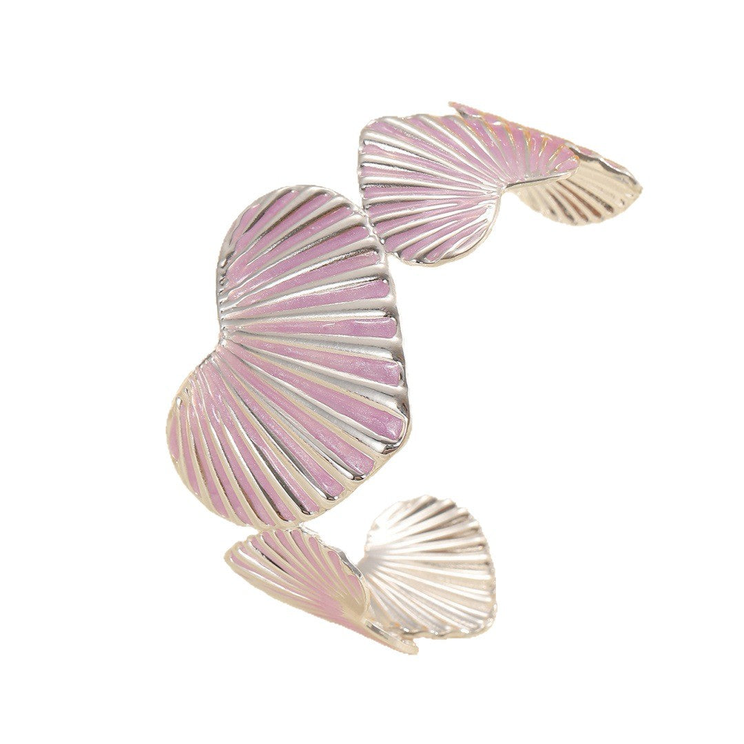 Women's bracelet with artistic shell motif Hapa Style