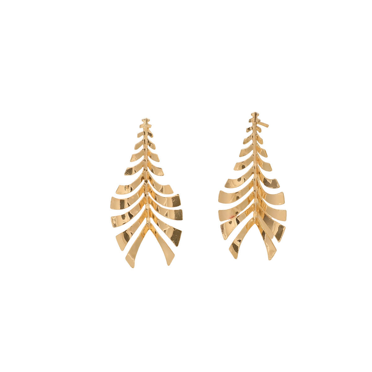 Women Hanging Earrings in Elegant Leaf Design Hapa Style