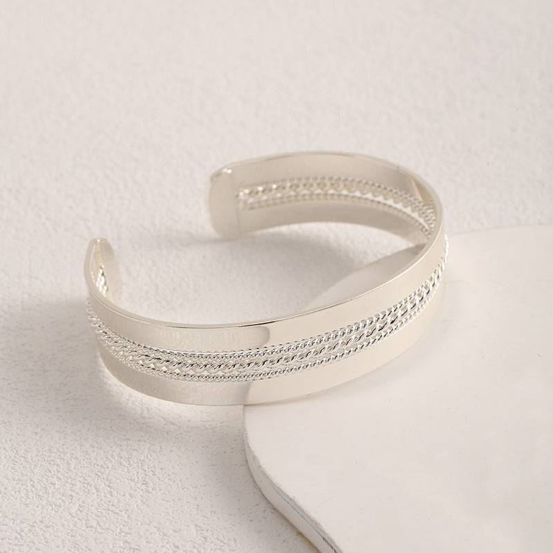 Ladies Open Bangle with Elegant Structure Design Hapa Style