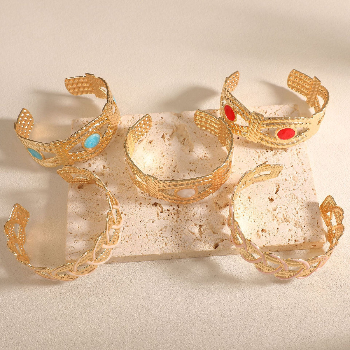 Women Open Bangle with Artistic Braiding Pattern Hapa Style