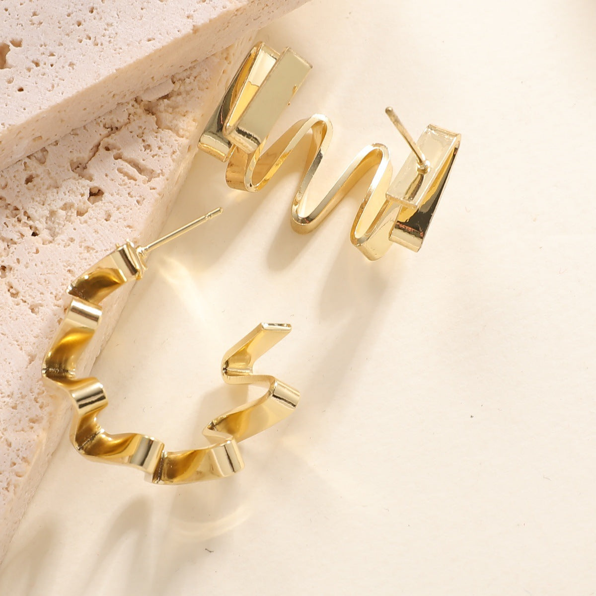 Women's Drop Earrings with Wavy Design Hapa Style