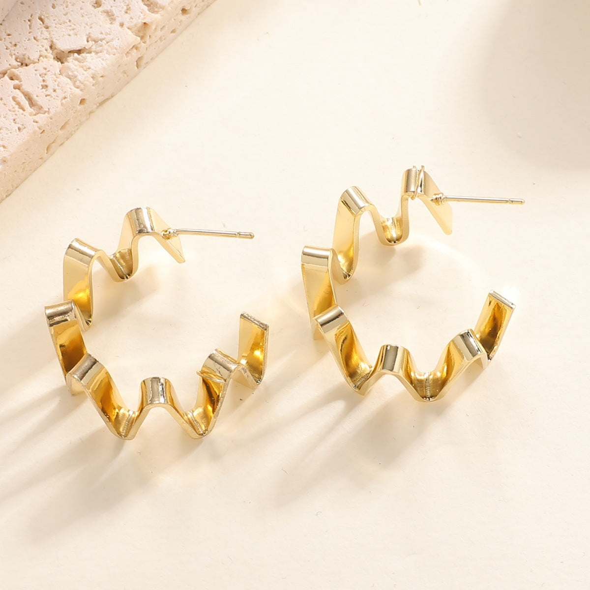 Women's Drop Earrings with Wavy Design Hapa Style