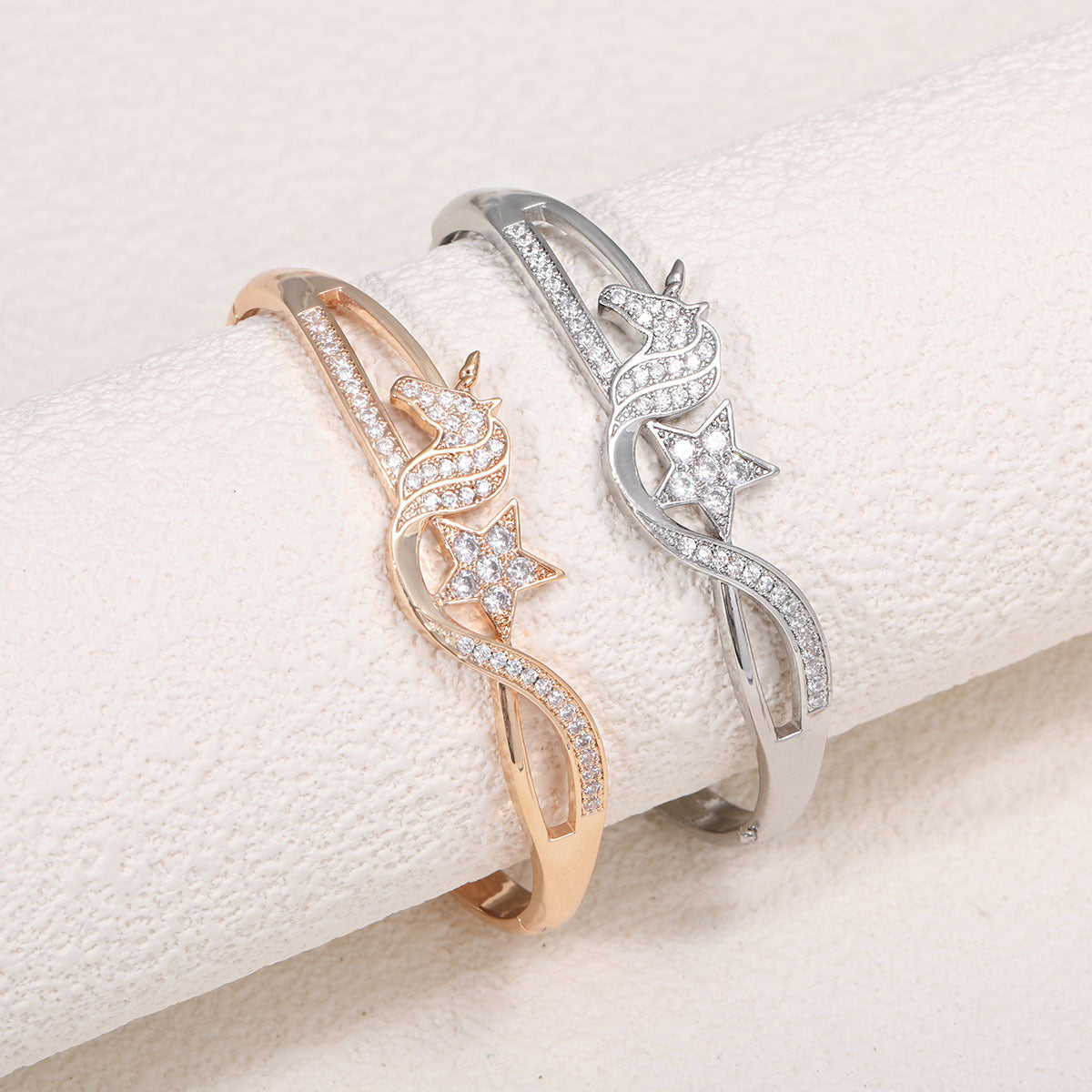 Ladies bracelet with elaborate infinity symbol and sparkling zirconia Hapa Style