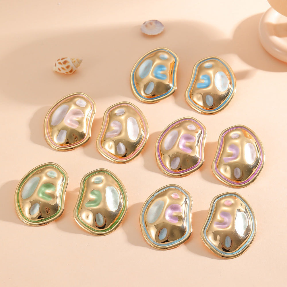 Ladies Hanging Earrings in a modern, organic design Hapa Style