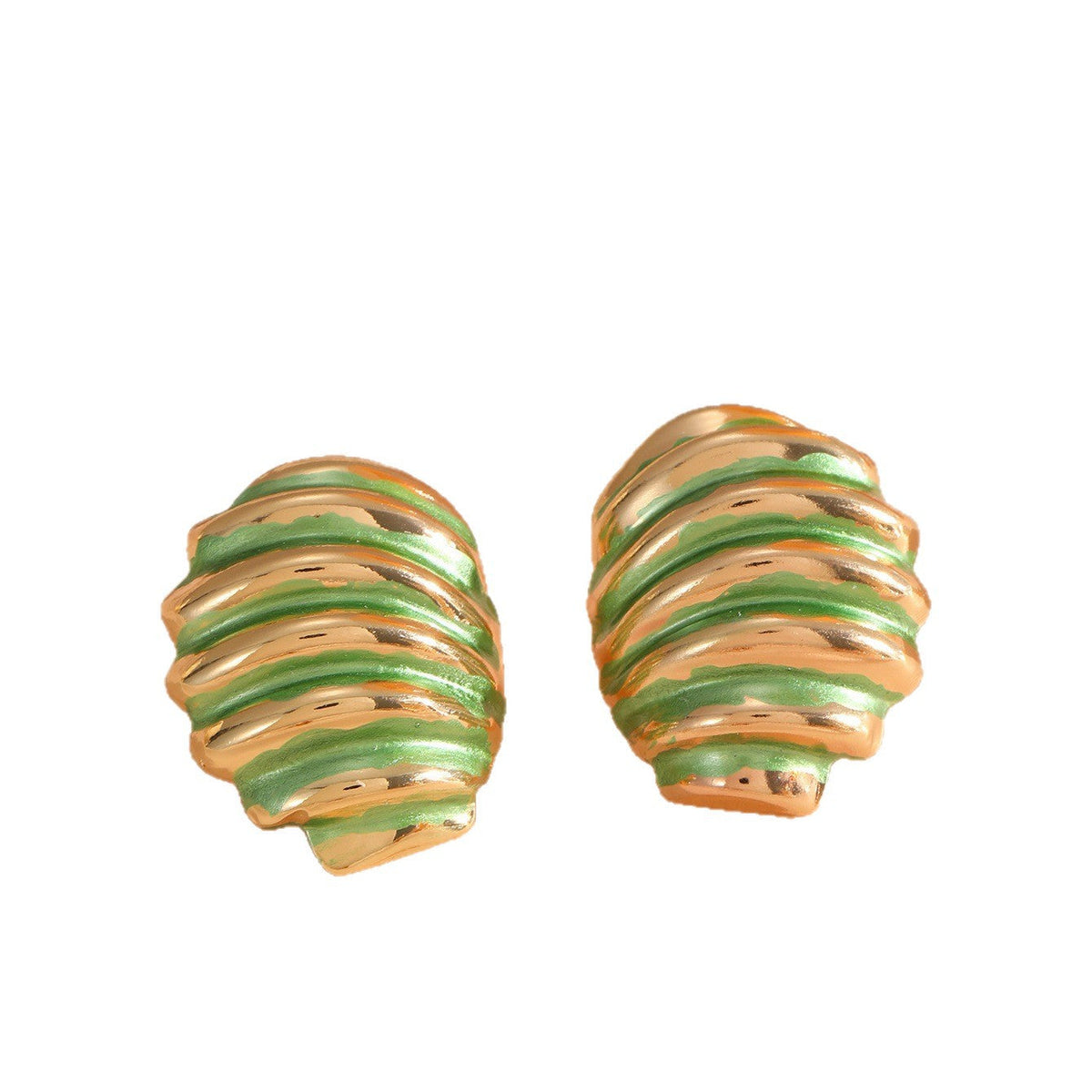 Women's ear clips in maritime shell design Hapa Style