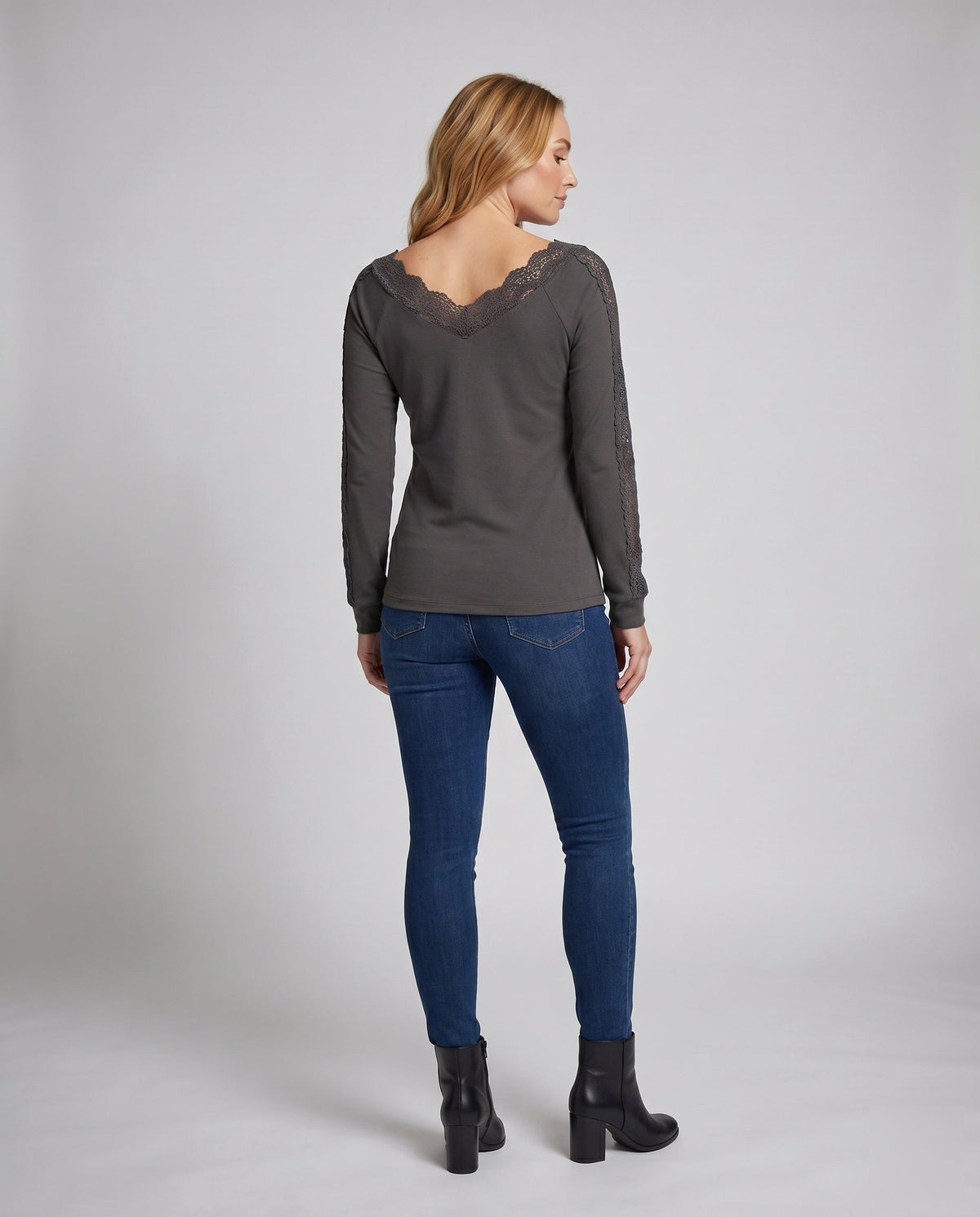 Product 15636300595530 - back_view