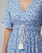 Women's maxi dress with floral accents